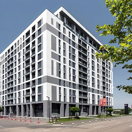 North By Citylife Cloud 9 E Apartment